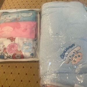Sanrio Hello Kitty Friends Shower Caps and Washcloths New